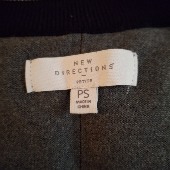 New Directions Women's Charcoal and Black Sweater Top - Picture 4 of 7